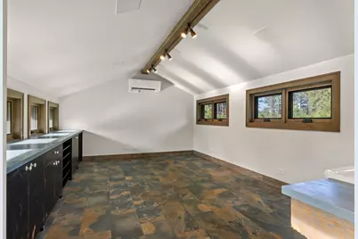 19472 Pine Drive, Bend, OR 97702 - Photo 39