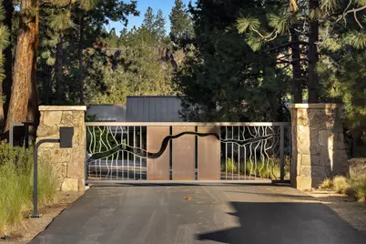 19472 Pine Drive, Bend, OR 97702 - Photo 3