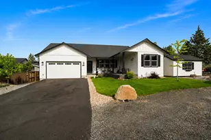 4232 SW Umatilla Ave, Redmond, OR 97756 - Photo 1