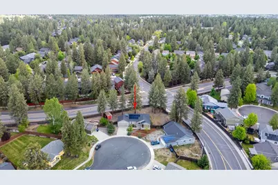 61095 Honkers Court, Bend, OR 97702 - Photo 5