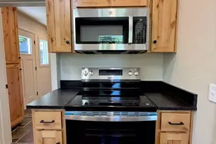 377 Pelton Ln, Gold Hill, OR 97525 - Photo 21