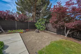 5625 Cherry Ln, Medford, OR 97504 - Photo 35