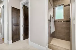 61636 Hosmer Lake Dr, Bend, OR 97702 - Photo 29