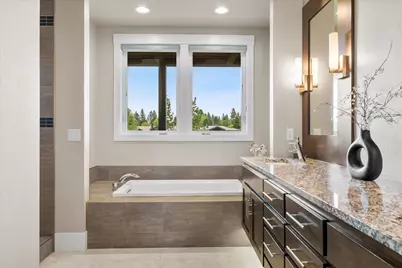 61636 Hosmer Lake Drive, Bend, OR 97702 - Photo 27