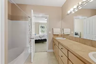 2417 NW Hosmer Lake Dr, Bend, OR 97703 - Photo 19