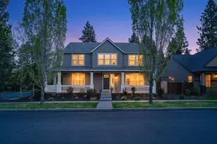 2417 NW Hosmer Lake Dr, Bend, OR 97703 - Photo 37