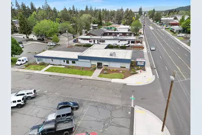 671 NE Greenwood Avenue #2, Bend, OR 97701 - Photo 3