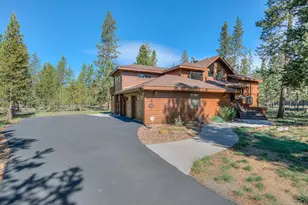 57665 Aspen Ln, Sunriver, OR 97707 - Photo 3