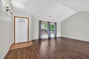 124 Samuel Ln, Phoenix, OR 97535 - Photo 11