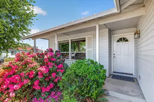 124 Samuel Ln, Phoenix, OR 97535 - Photo 7