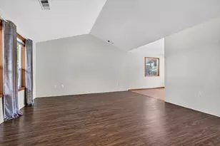 124 Samuel Ln, Phoenix, OR 97535 - Photo 9