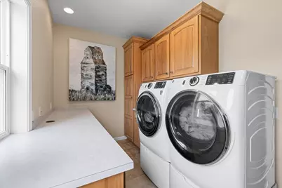 2929 Front Street, Klamath Falls, OR 97601 - Photo 17