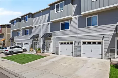 7868 28th Street, White City, OR 97503 - Photo 1