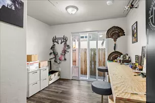 7868 28th St, White City, OR 97503 - Photo 5