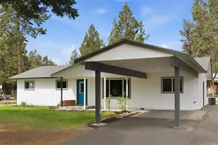 1971 SW 25th St, Redmond, OR 97756 - Photo 3