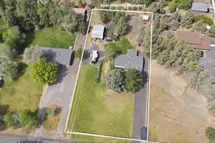 1971 SW 25th St, Redmond, OR 97756 - Photo 5