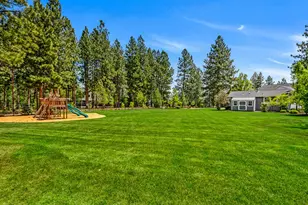 3288 NW Pee Wee Ct, Bend, OR 97703 - Photo 49
