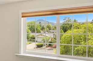 533 N Wexford Cir, Medford, OR 97504 - Photo 41