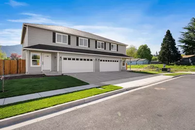 171 SE Champagne Court, Grants Pass, OR 97527 - Photo 1