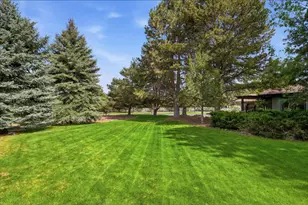 20407 Pine Vista Dr, Bend, OR 97702 - Photo 65