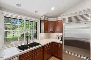 20407 Pine Vista Dr, Bend, OR 97702 - Photo 9