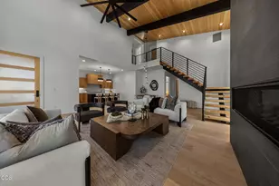 1565 NW Galveston Ave, Bend, OR 97703 - Photo 11