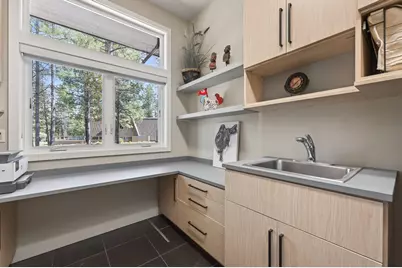 17671 Broken Top Lane, Sunriver, OR 97707 - Photo 35