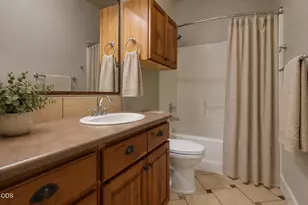 3687 SW 35th St, Redmond, OR 97756 - Photo 15
