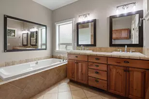 3687 SW 35th St, Redmond, OR 97756 - Photo 11