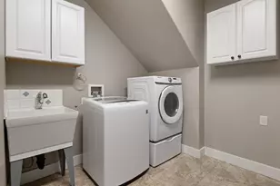 3687 SW 35th St, Redmond, OR 97756 - Photo 23