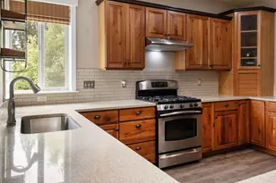 3687 SW 35th St, Redmond, OR 97756 - Photo 11