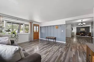 20676 Morningstar Dr, Bend, OR 97701 - Photo 5