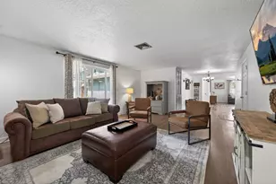 20676 Morningstar Dr, Bend, OR 97701 - Photo 11