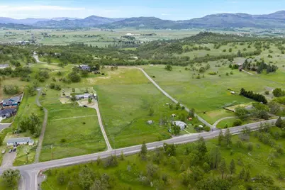 963 Stevens Road, Eagle Point, OR 97524 - Photo 15