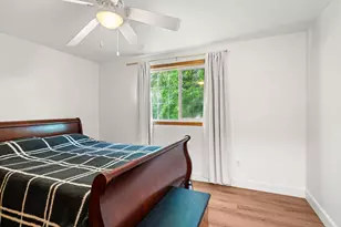 566 Village Dr, Central Point, OR 97502 - Photo 19