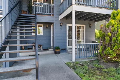 566 Village Drive, Central Point, OR 97502 - Photo 27