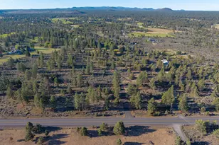 21725 Rickard Rd, Bend, OR 97702 - Photo 57