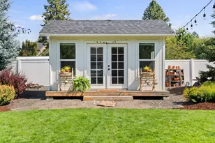 61400 SW Blakely Rd, Bend, OR 97702 - Photo 33