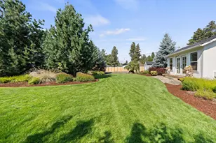 61400 SW Blakely Rd, Bend, OR 97702 - Photo 43