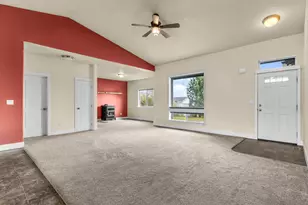 630 E A St, Culver, OR 97734 - Photo 9