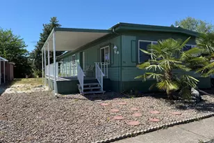 301 Freeman Rd, Central Point, OR 97502 - Photo 5