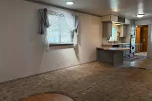 301 Freeman Rd, Central Point, OR 97502 - Photo 21