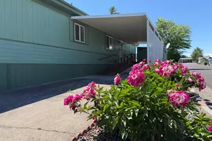 301 Freeman Rd, Central Point, OR 97502 - Photo 3