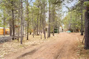 56244 Black Duck Rd, Bend, OR 97707 - Photo 23