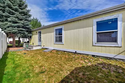 826 NE Shoshone Drive, Redmond, OR 97756 - Photo 33