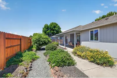 2618 Rabun Way, Central Point, OR 97502 - Photo 31
