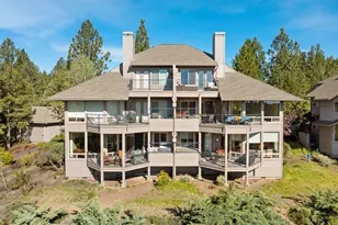 19717 SW Mount Bachelor Dr, Bend, OR 97702 - Photo 9