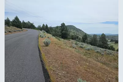 Peregrine Heights #86, Klamath Falls, OR 97601 - Photo 15