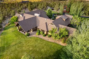20450 Arrowhead Dr, Bend, OR 97703 - Photo 5