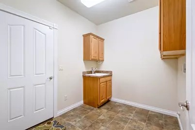1726 NW Cliff Side Way, Redmond, OR 97756 - Photo 27